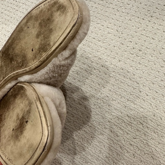 TORY BURCH DOUBLE T SHEARLING SLIDE - Picture 5 of 6